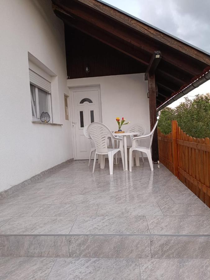 Lucija Apartment Lovinac  Exterior photo